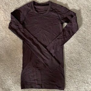 Lululemon long sleeve shirt